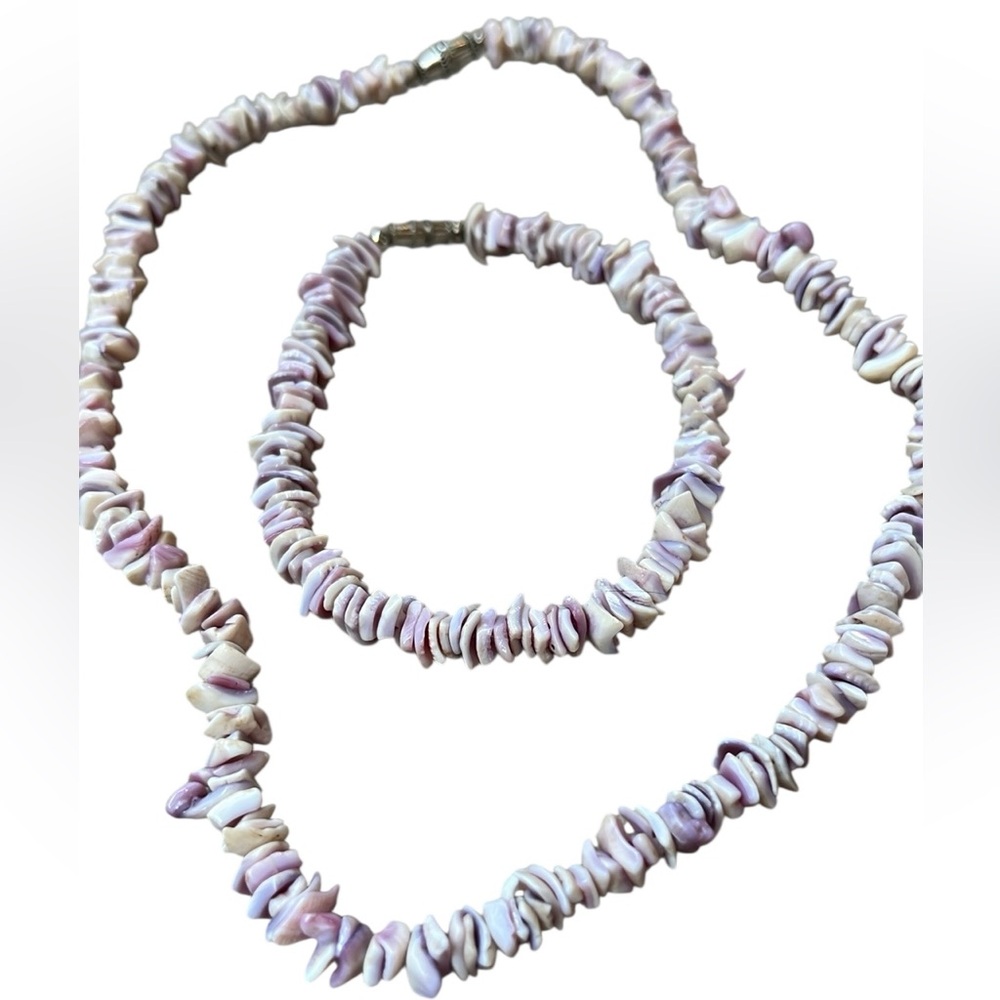 Vintage Purple Lavender and Cream Pooka Shell Necklace and Bracelet Set 1970s